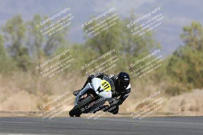 media/Apr-19-2025-CVMA (Sat) [[586b59ad56]]/Race 10-Amateur Supersport Middleweight/